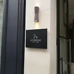 Le Basile فندق