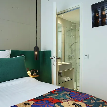 Le Basile ホテル パリ