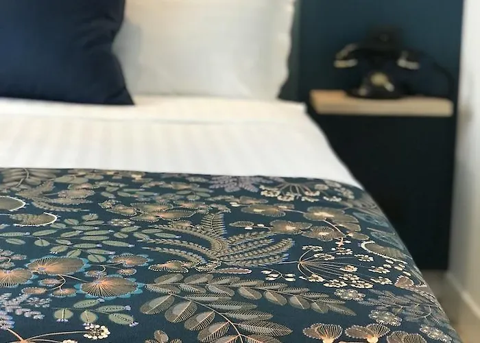 Le Basile Отель 4*