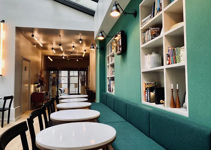 Отель Le Basile 4*